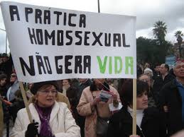 Homossexualismo é anti vida, ou seja, pró morte.